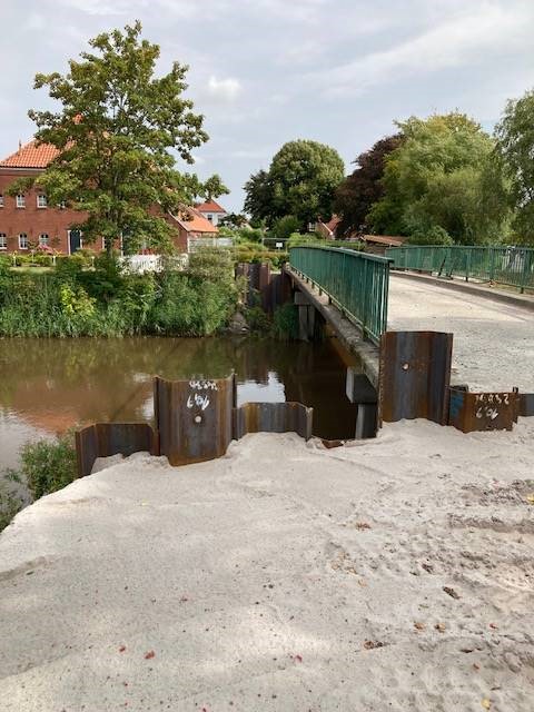 Sanierung der Brücke am Pilsumer Weg schreitet voran